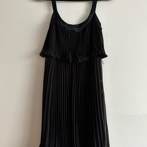 Elegant Black Pleated Dress